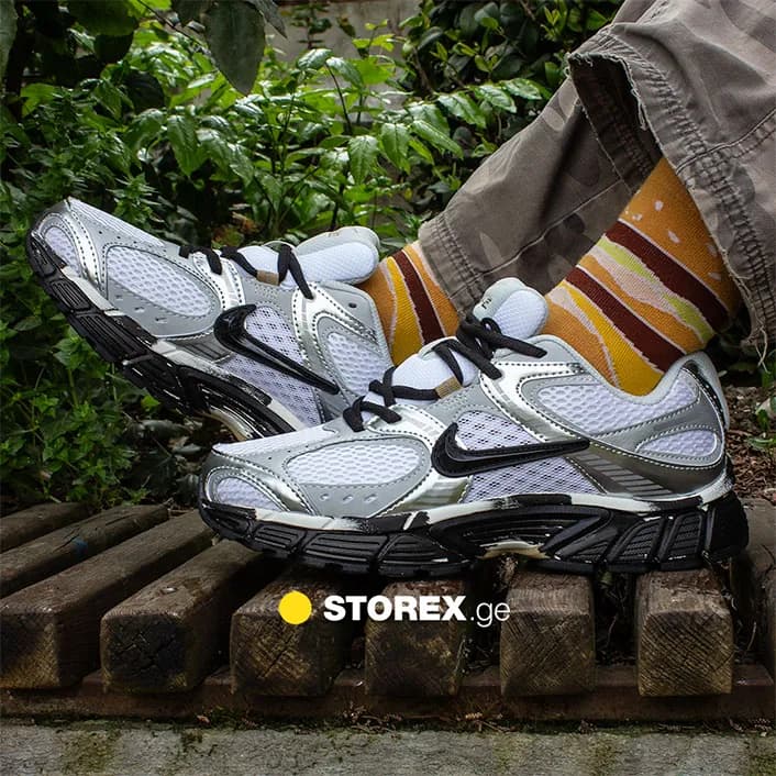 Nike V5 RNR Silver